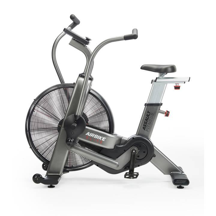 Assault Fitness AssaultBike Elite airbike i sort med stort sadel